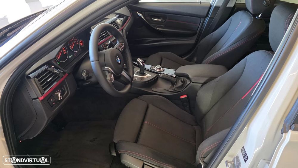 BMW 320 d Touring Sport-Aut. - 38