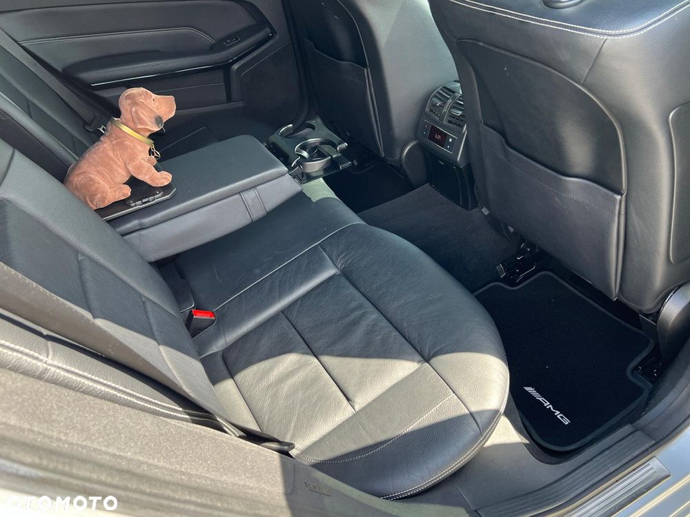 Mercedes-Benz Klasa E 300 BlueTEC 7G-TRONIC - 15
