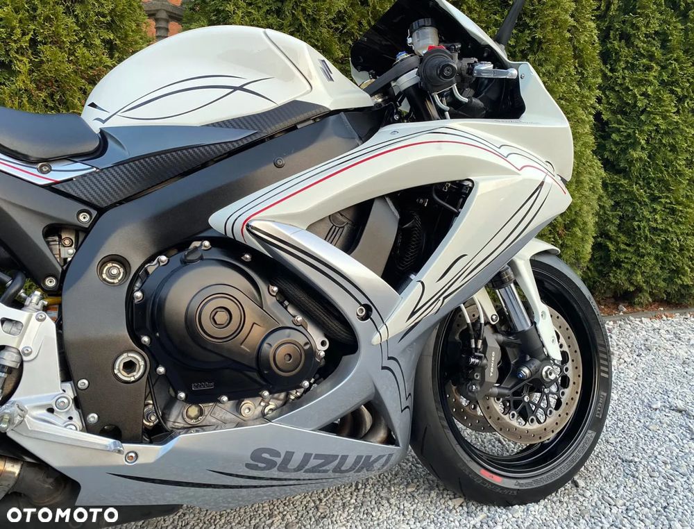 Suzuki GSX-R - 8
