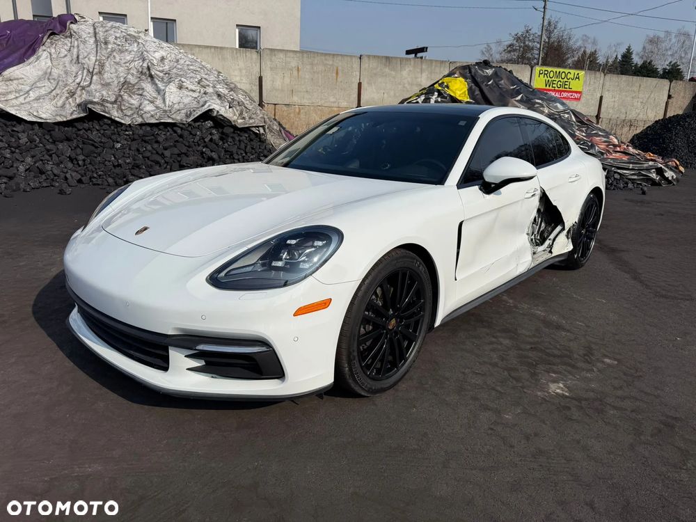 Porsche Panamera - 5
