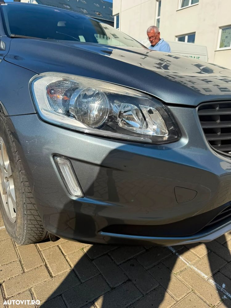 Volvo XC 60 D3 Geartronic Momentum - 5