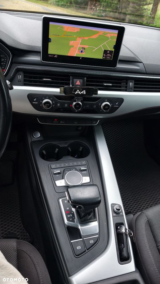 Audi A4 Avant - 10