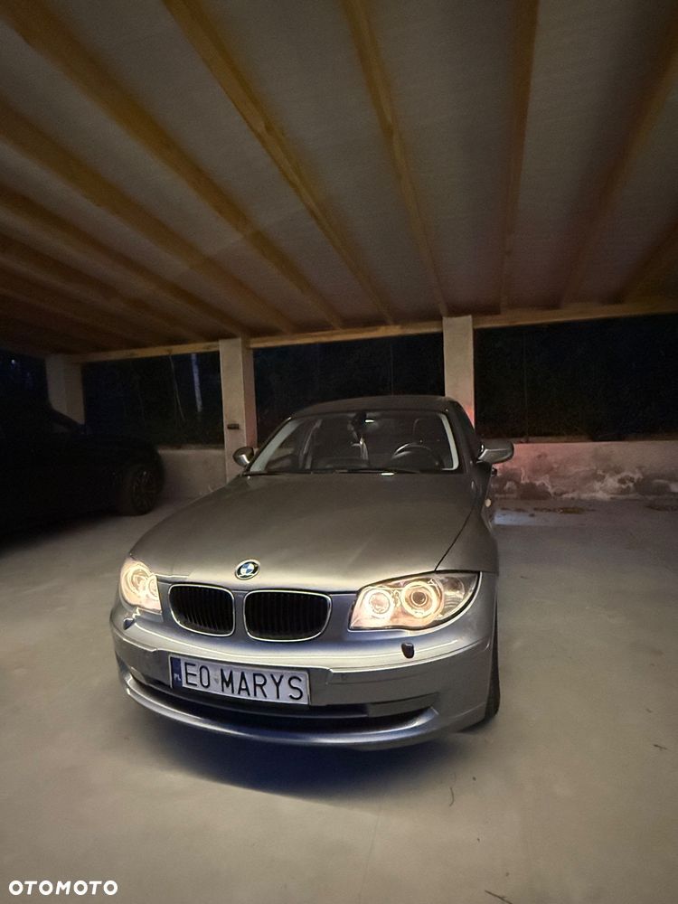 BMW Seria 1 118d - 17