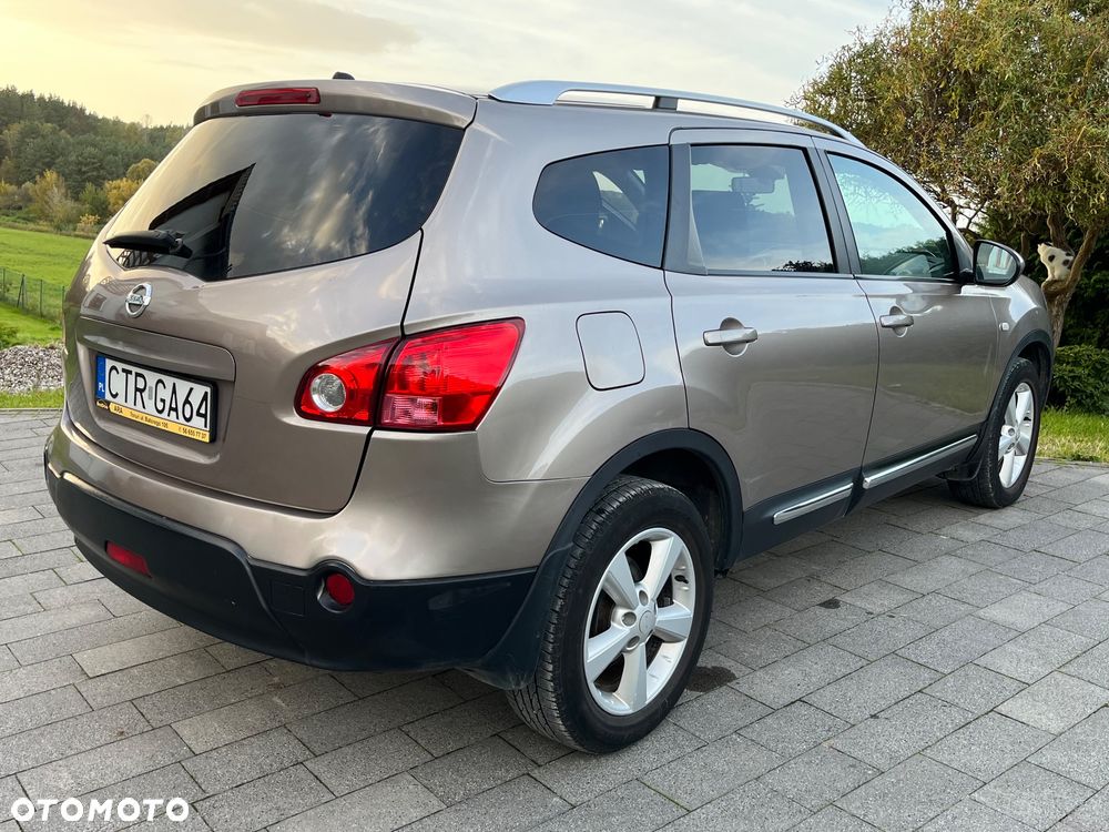 Nissan Qashqai+2 - 7