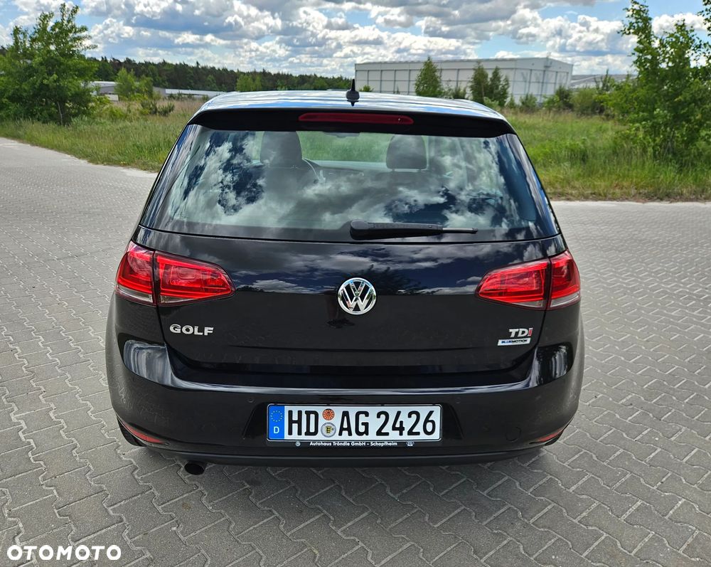 Volkswagen Golf 1.6 TDI BlueMotion Technology Comfortline - 20