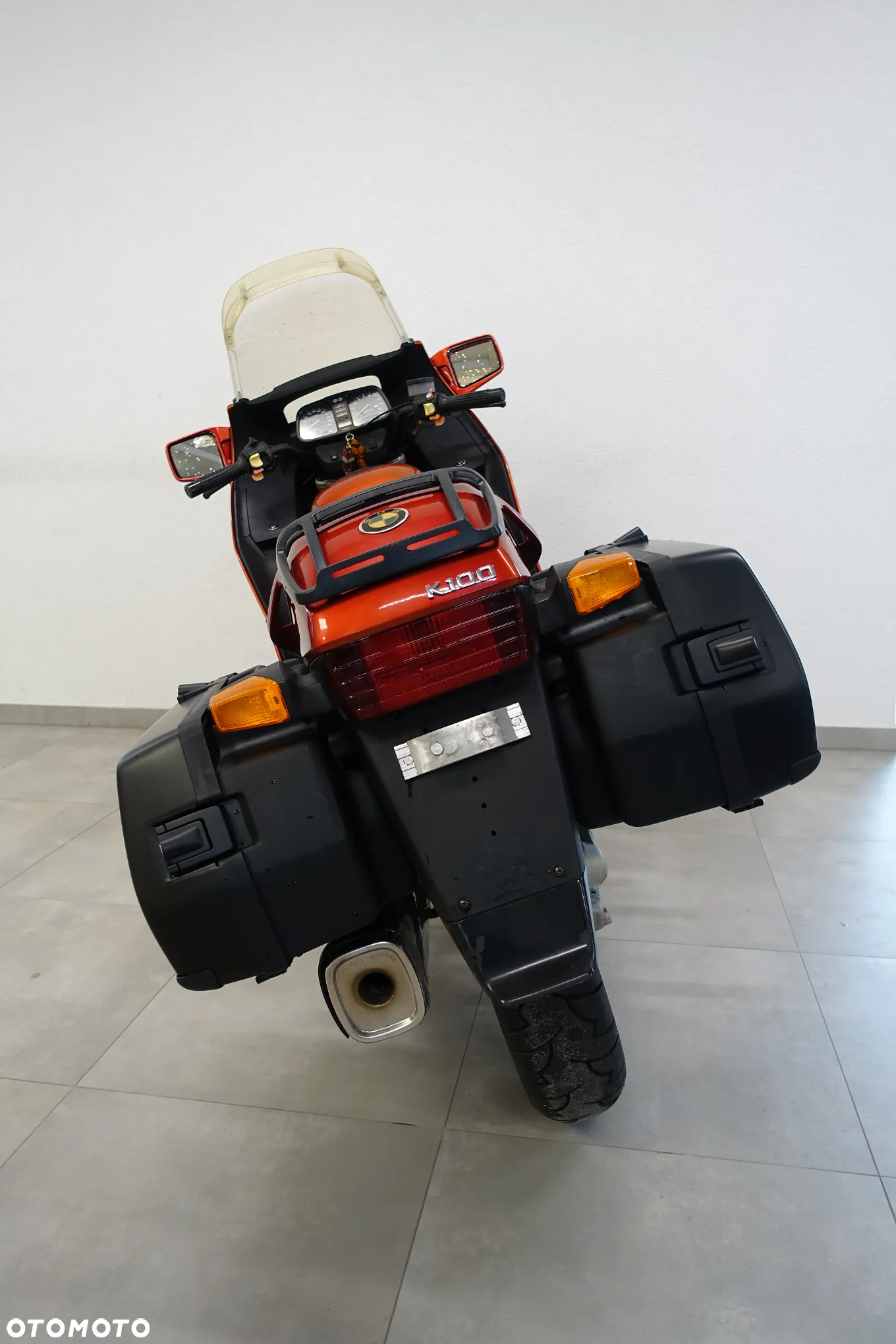BMW K - 9