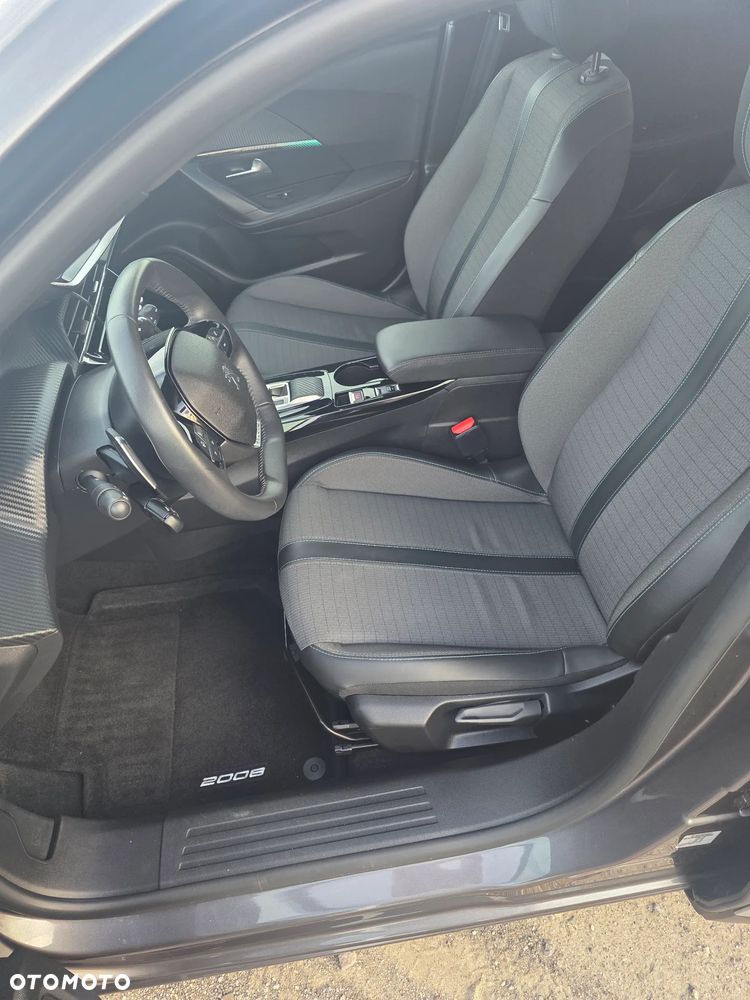Peugeot 2008 PureTech 130 EAT8 Active Pack - 19