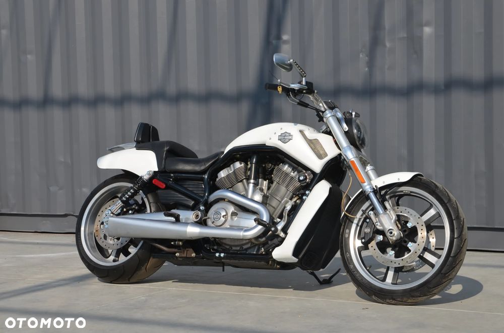 Harley-Davidson V-Rod Muscle - 9