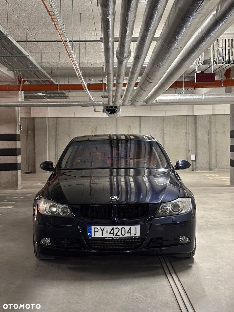 BMW Seria 3 335xi - 1