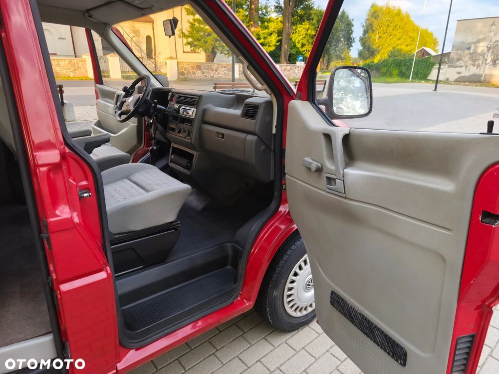 Volkswagen Transporter - 16