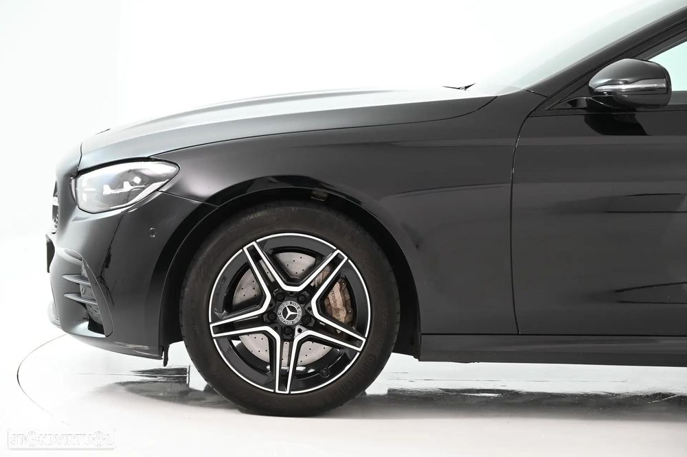 Mercedes-Benz E 300 de AMG Line - 13