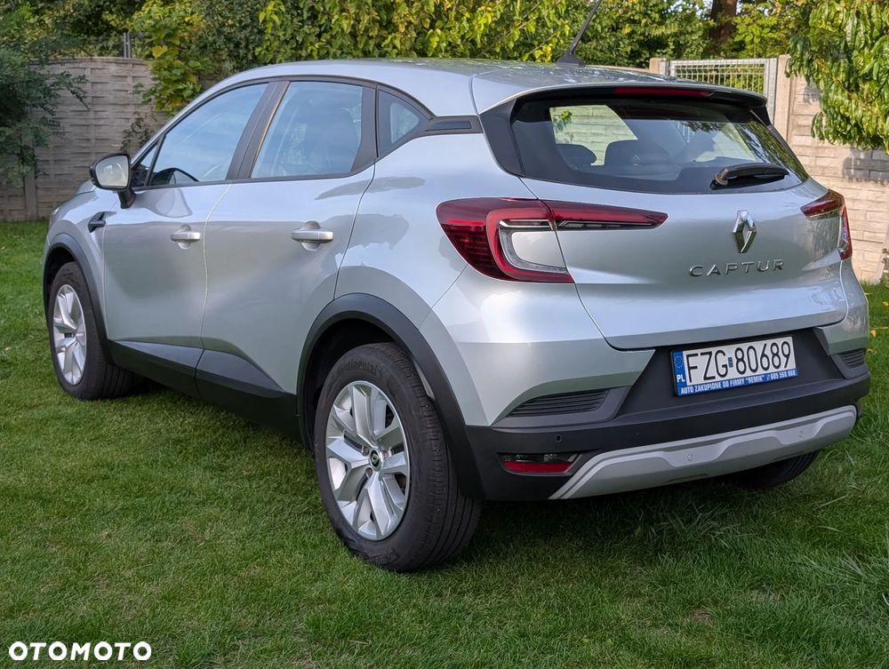 Renault Captur - 16