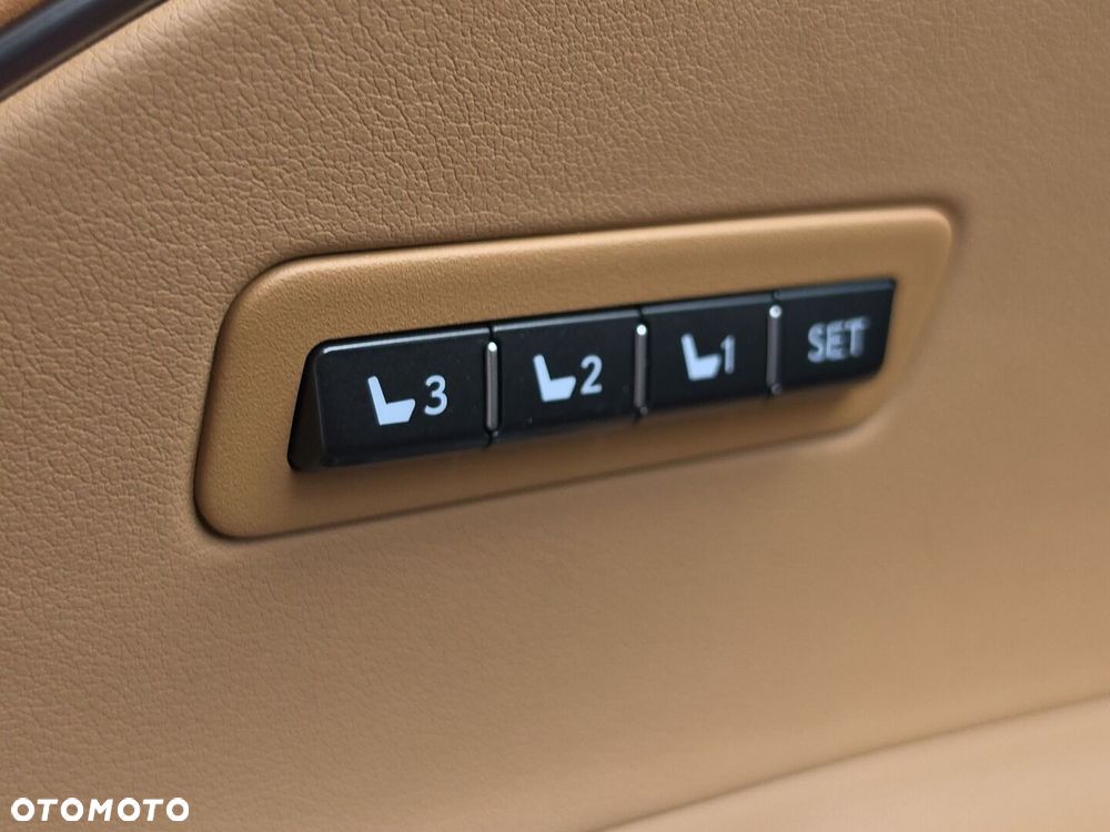 Lexus LC 500 Superturismo - 12