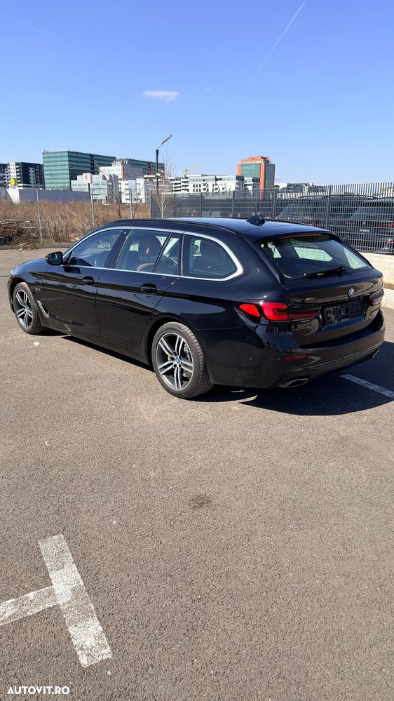 BMW Seria 5 530e xDrive Aut. - 3