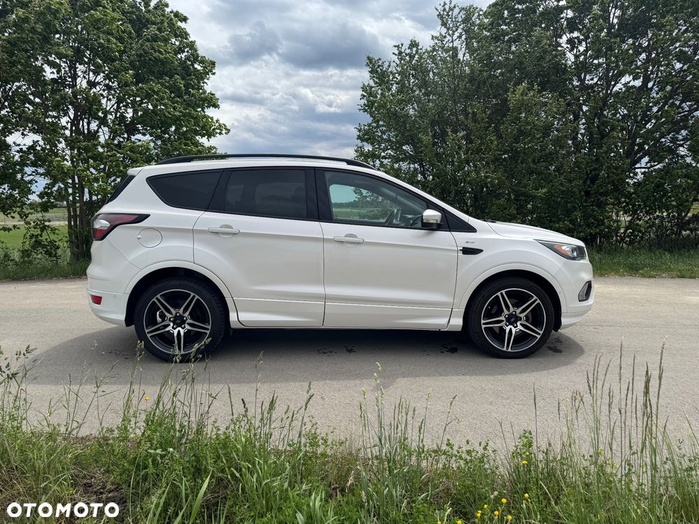 Ford Kuga 2.0 TDCi 2x4 ST-Line - 6