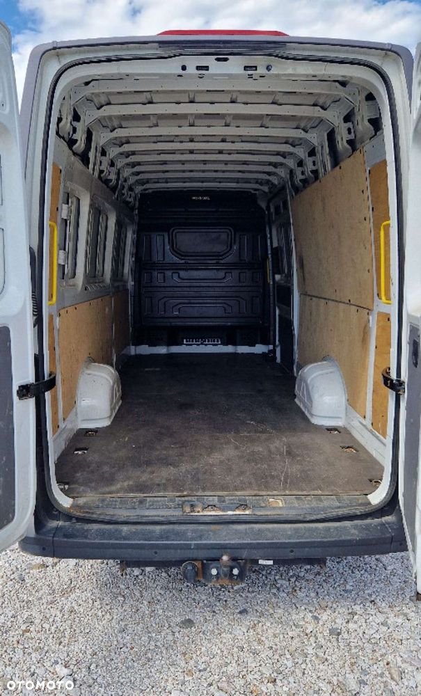 Volkswagen Crafter - 8