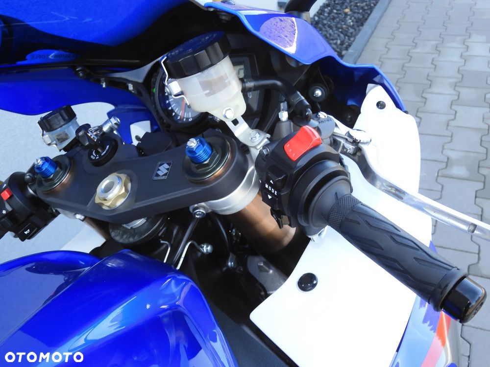 Suzuki GSX-R - 19