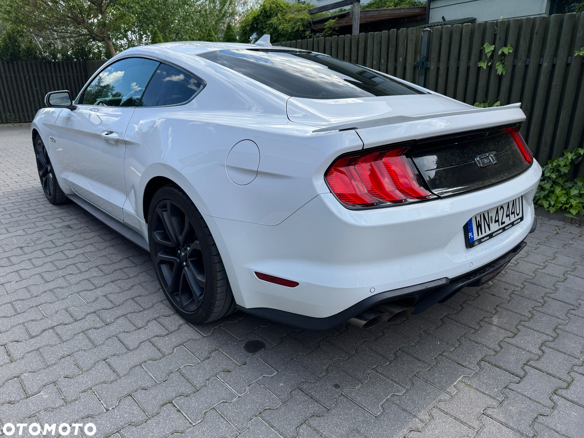 Ford Mustang 5.0 V8 GT - 12
