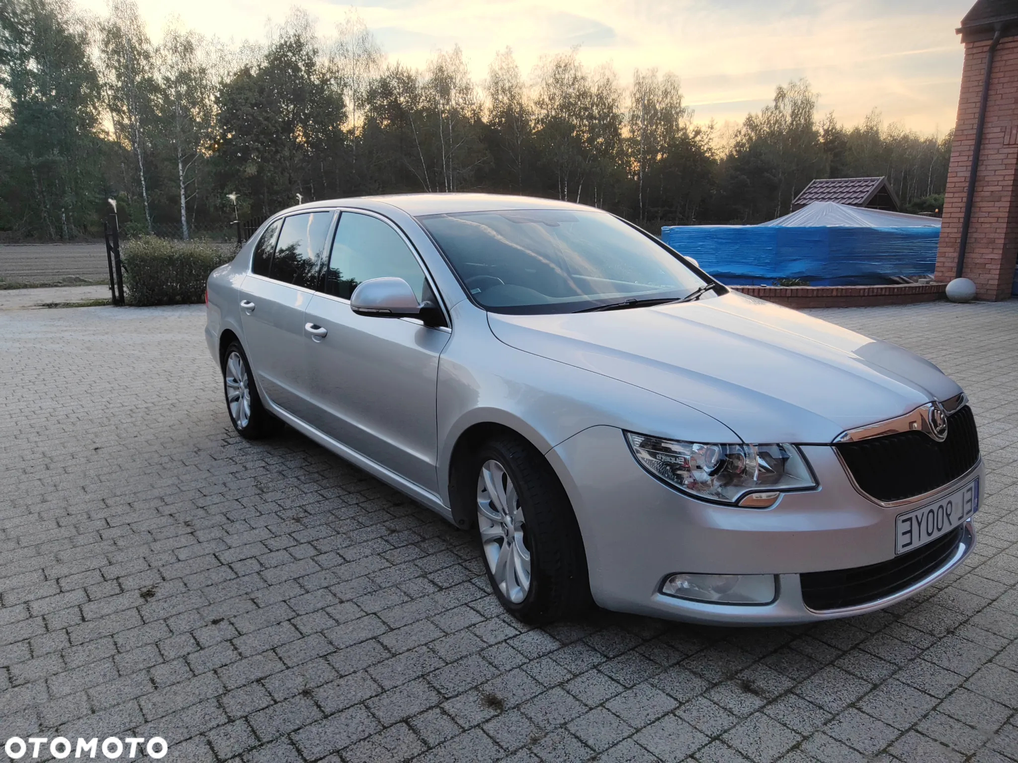 Skoda Superb 2.0 TDI Ambition - 28