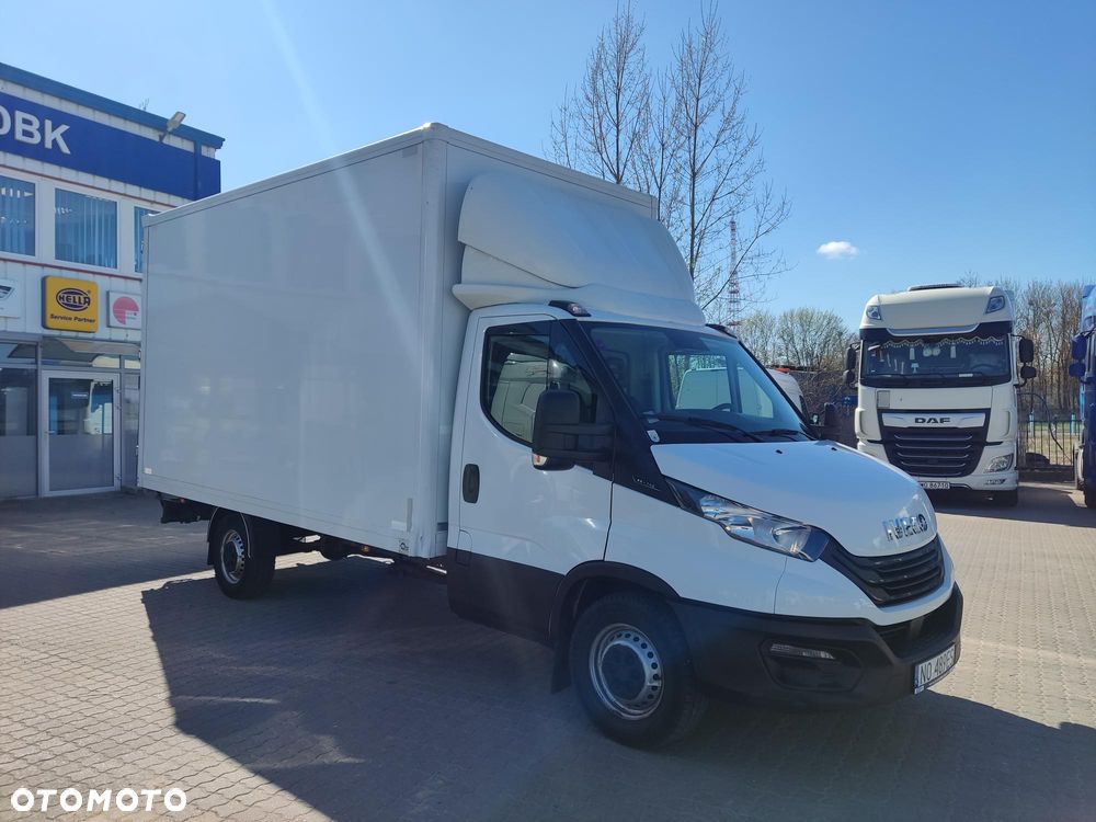 Iveco Daily 35s14 kontener meblowy - 2