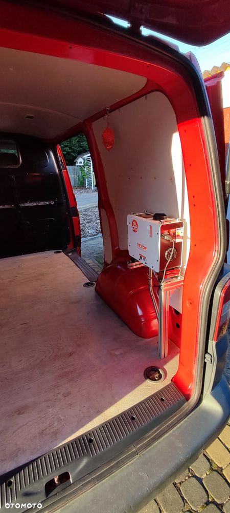 Volkswagen Transporter T5 - 18