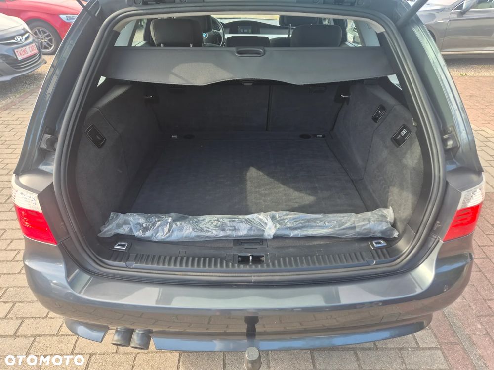 BMW Seria 5 525i - 9