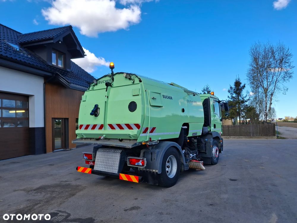 MAN TGM 16.250 Zamiatarka BUCHER CityFant 6000 Euro 6 EUnited PM10 Dodatkowy Silnik Rok: 2015 Zamiatarka Uliczna Niski Przebieg - 2