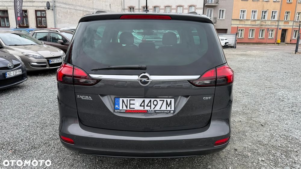 Opel Zafira - 10