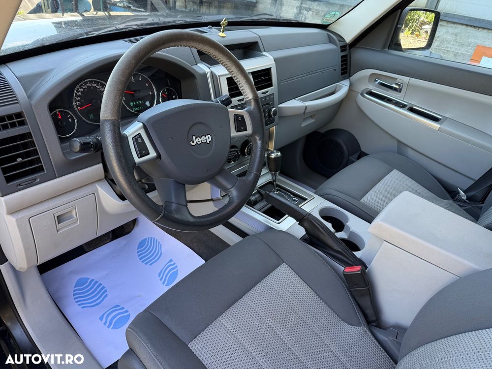 Jeep Cherokee 2.8 CRD DPF Automatik Limited Exclusive - 17