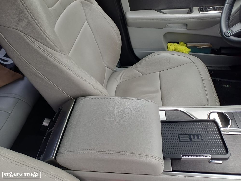 Jaguar XF 3.0 D V6 S Portfolio 159g - 9