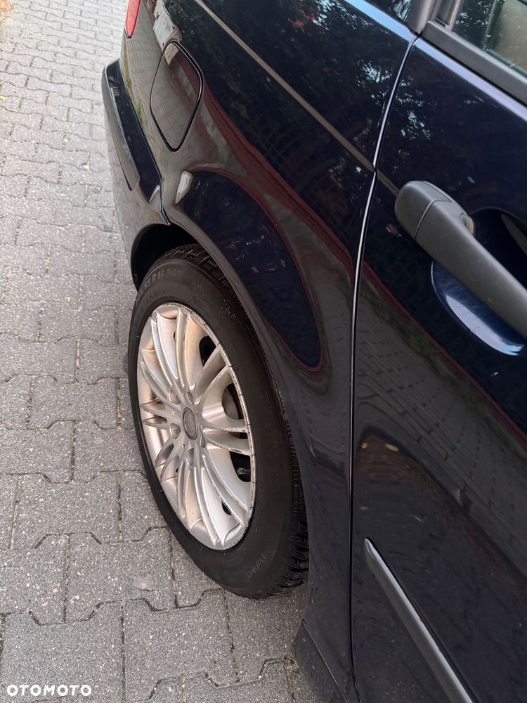 BMW Seria 3 318i - 13