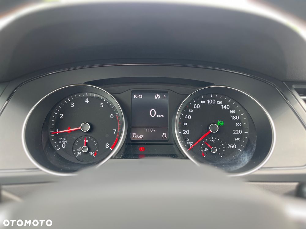 Volkswagen Passat 1.5 TSI EVO Essence DSG - 13
