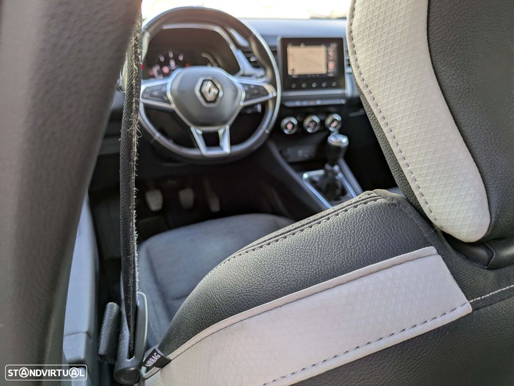 Renault Captur 1.5 dCi Exclusive - 12