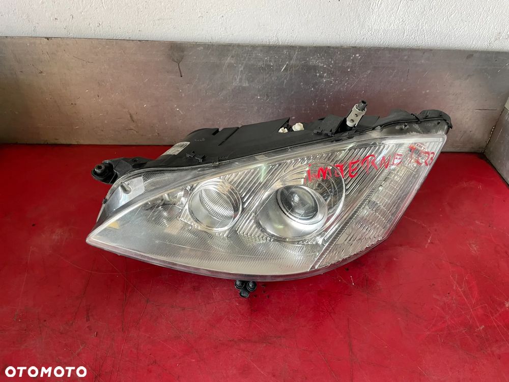 MERCEDES S KLASA W221  LAMPA PRZEDNIA LEWA XENON A2218205561 - 2