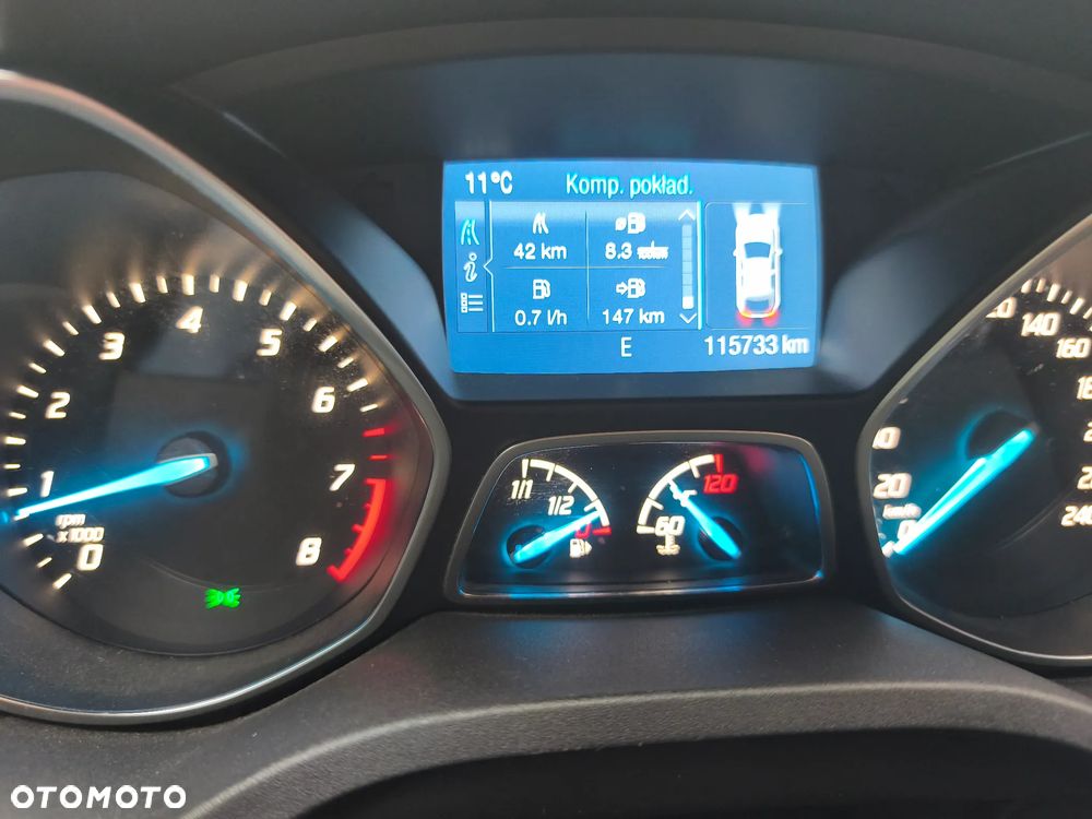 Ford Kuga - 30