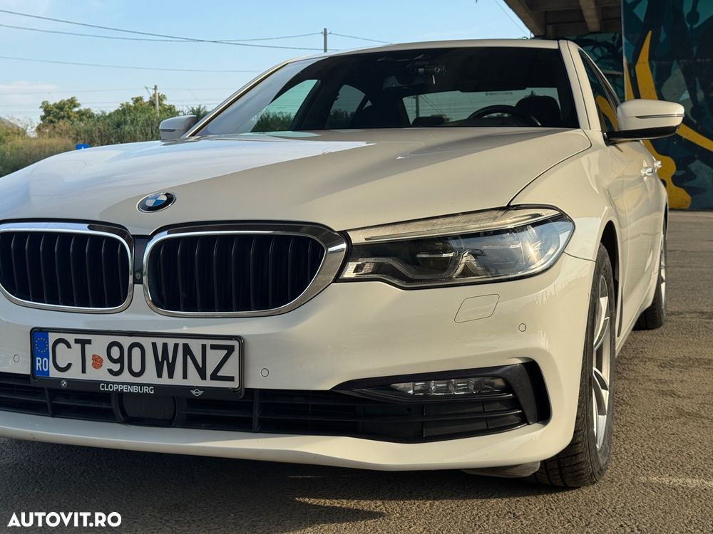 BMW Seria 5 520d xDrive AT - 2