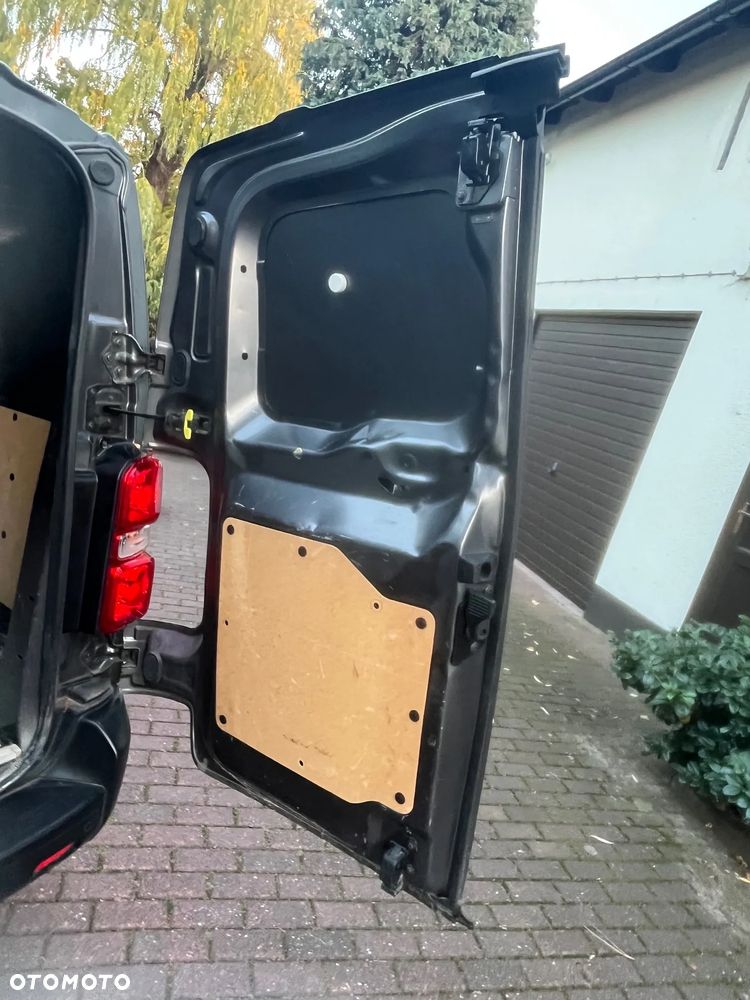 Opel Vivaro - 20