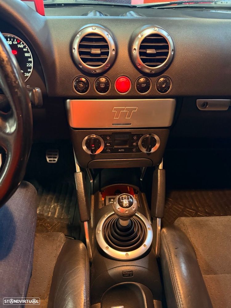 Audi TT Coupé 1.8 T S-line - 11