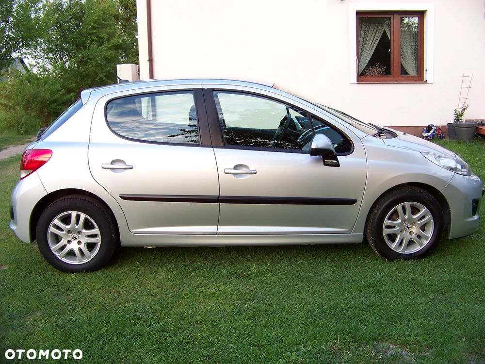 Peugeot 207 1.4 HDi Trendy - 11