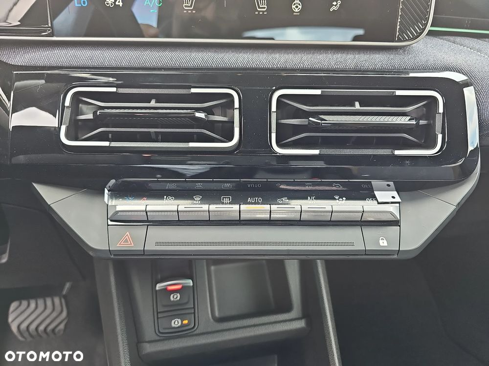 Renault 5 40kWh Urban Range Techno - 15