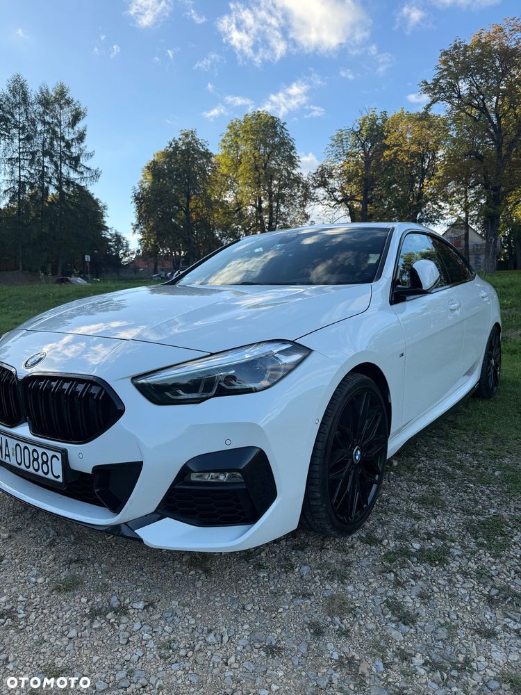 BMW Seria 2 218d - 10