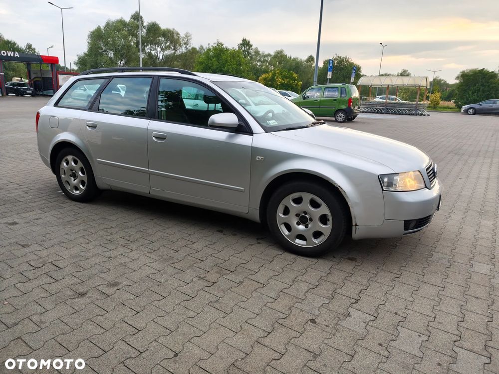 Audi A4 Avant 2004 photo 4
