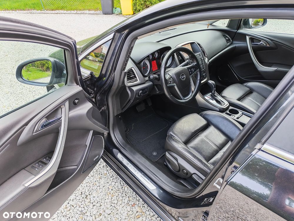 Opel Astra 2.0 CDTI DPF Automatik Innovation - 10