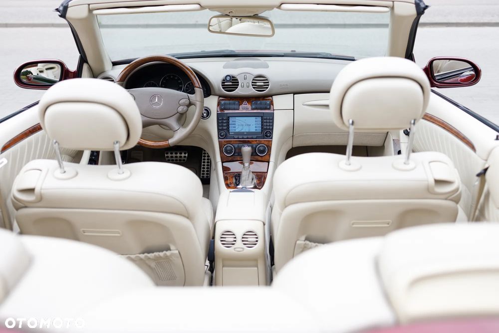 Mercedes-Benz CLK 350 7G-TRONIC Elegance - 17