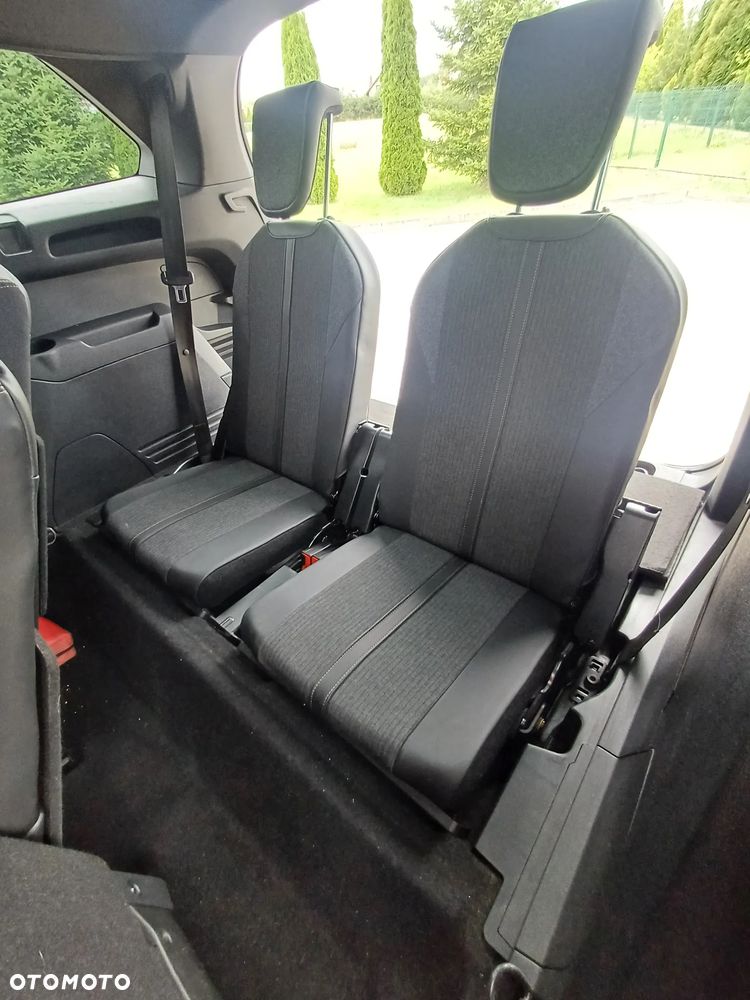 Peugeot 5008 BlueHDi 130 EAT8 GT - 23