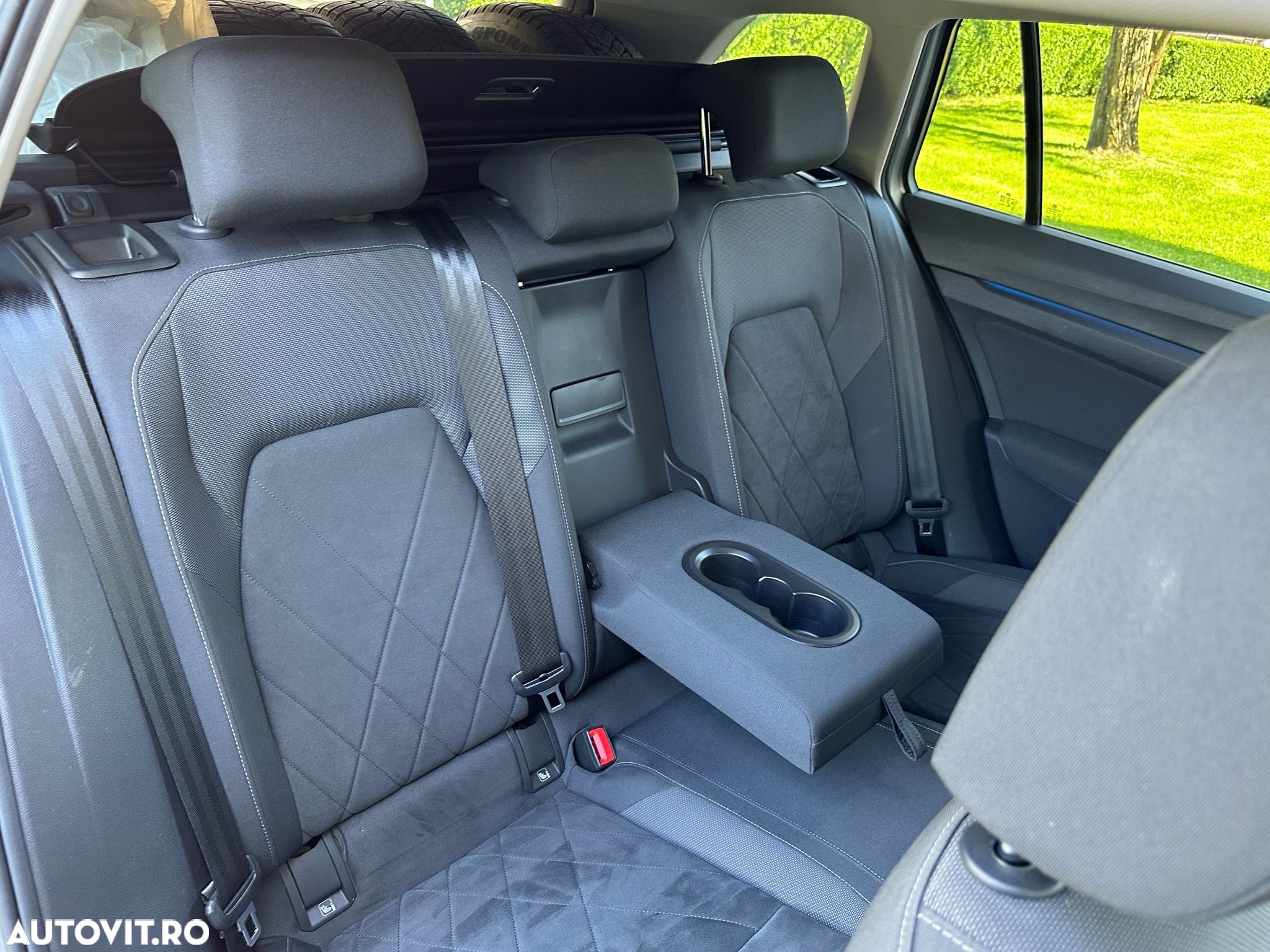 Volkswagen Golf 2.0 TDI Life - 37