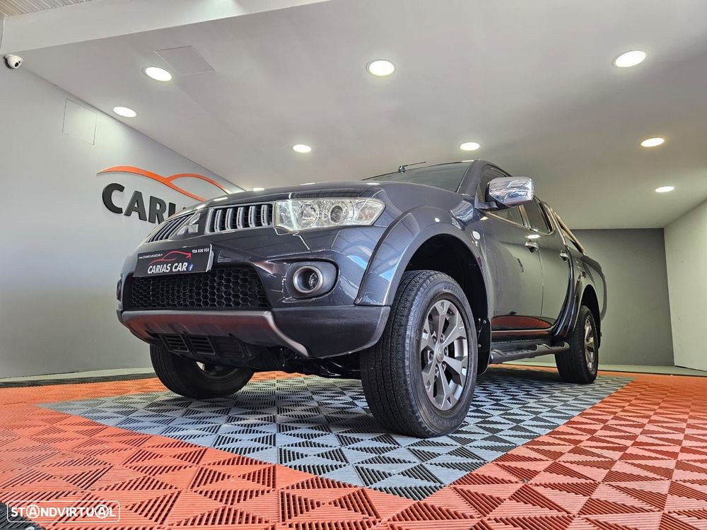 Mitsubishi L200 2.5 DI-D CD Invite AC 4WD - 8