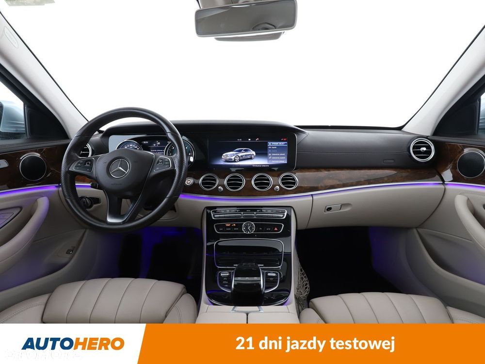 Mercedes-Benz Klasa E 220 d Avantgarde - 12
