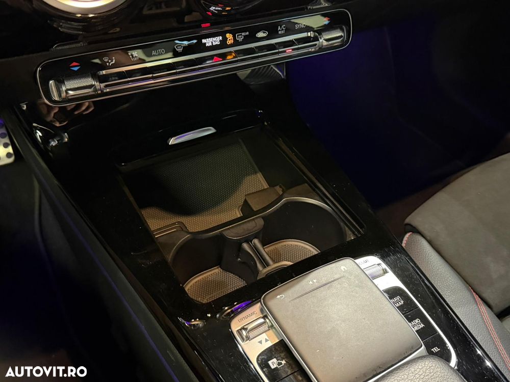 Mercedes-Benz CLA 180 7G-DCT Edition AMG Line - 33