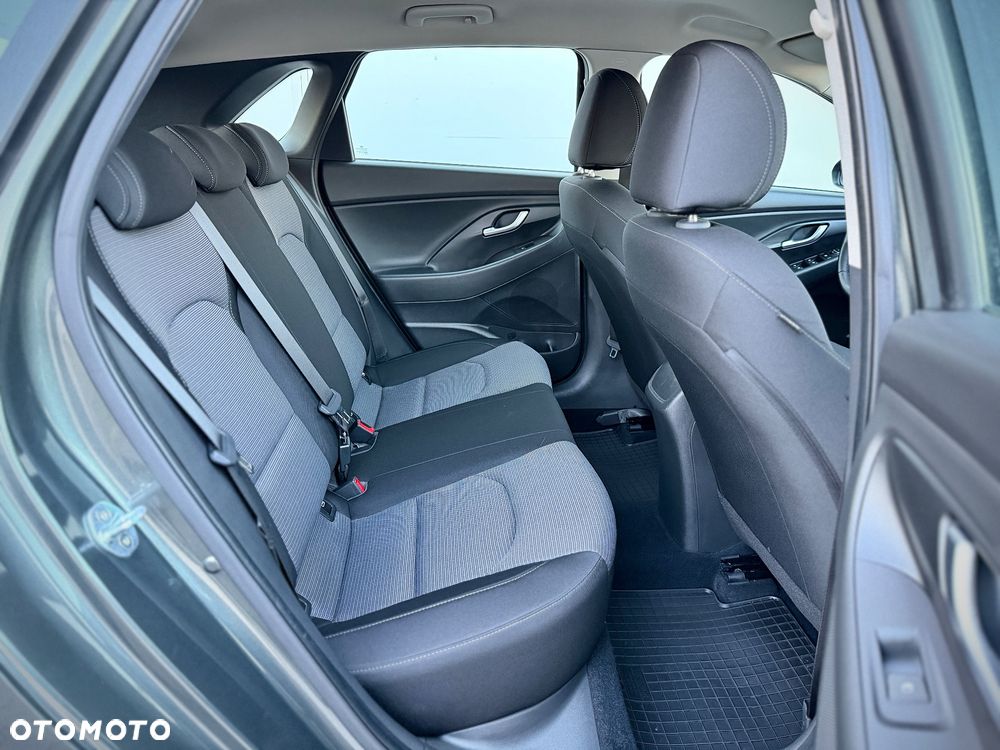 Hyundai i30 1.5 DPI Modern - 6